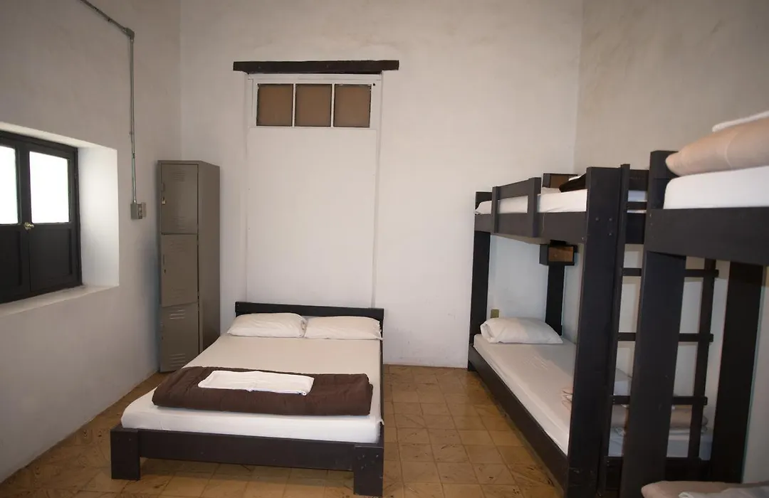 El Petate Hostel-1